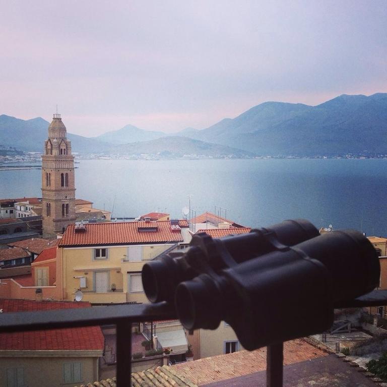 Guarinelli 88 Bed & Breakfast Gaeta Ruang foto