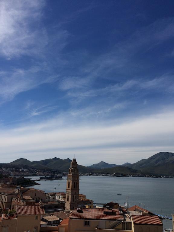 Guarinelli 88 Bed & Breakfast Gaeta Ruang foto