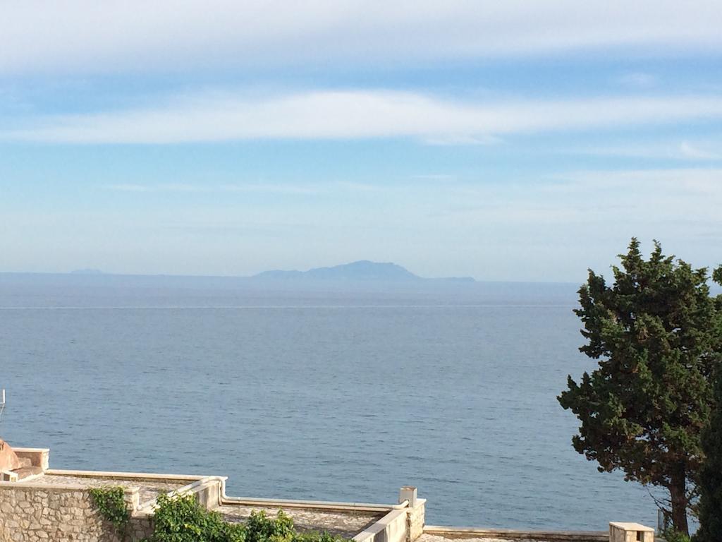 Guarinelli 88 Bed & Breakfast Gaeta Bagian luar foto